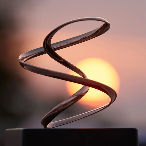 Τελευταίες εταιρικές ειδήσεις για Κινητική Τέχνη για Κάθε Χώρο: Παρουσιάζουμε τη Συλλογή μας από Επιτραπέζια έως Μνημειώδη