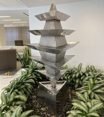 Καλή τιμή. Δημόσια διακόσμηση εξωτερικός κήπος πηγάδι νερού Ατσάλι γλυπτό σε απευθείας σύνδεση