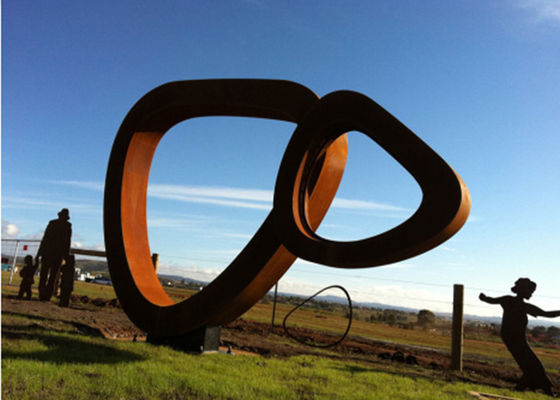 Καλή τιμή. Γλυπτό χάλυβα Corten σχεδίου συνήθειας πολυγώνων, σκουριασμένα γλυπτά κήπων για τη διακόσμηση σε απευθείας σύνδεση