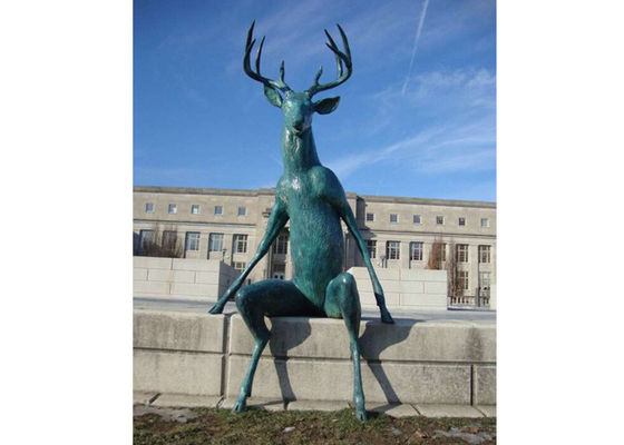 Καλή τιμή. Μεγάλο γλυπτό ελαφιών χαλκού αγαλμάτων χαλκού όρφνωσης ρίψεων πράσινο για το ντεκόρ οδών σε απευθείας σύνδεση