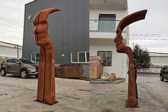 Αγροτικό γλυπτό προσώπου μετάλλων Corten ύψους 3m για τον κήπο